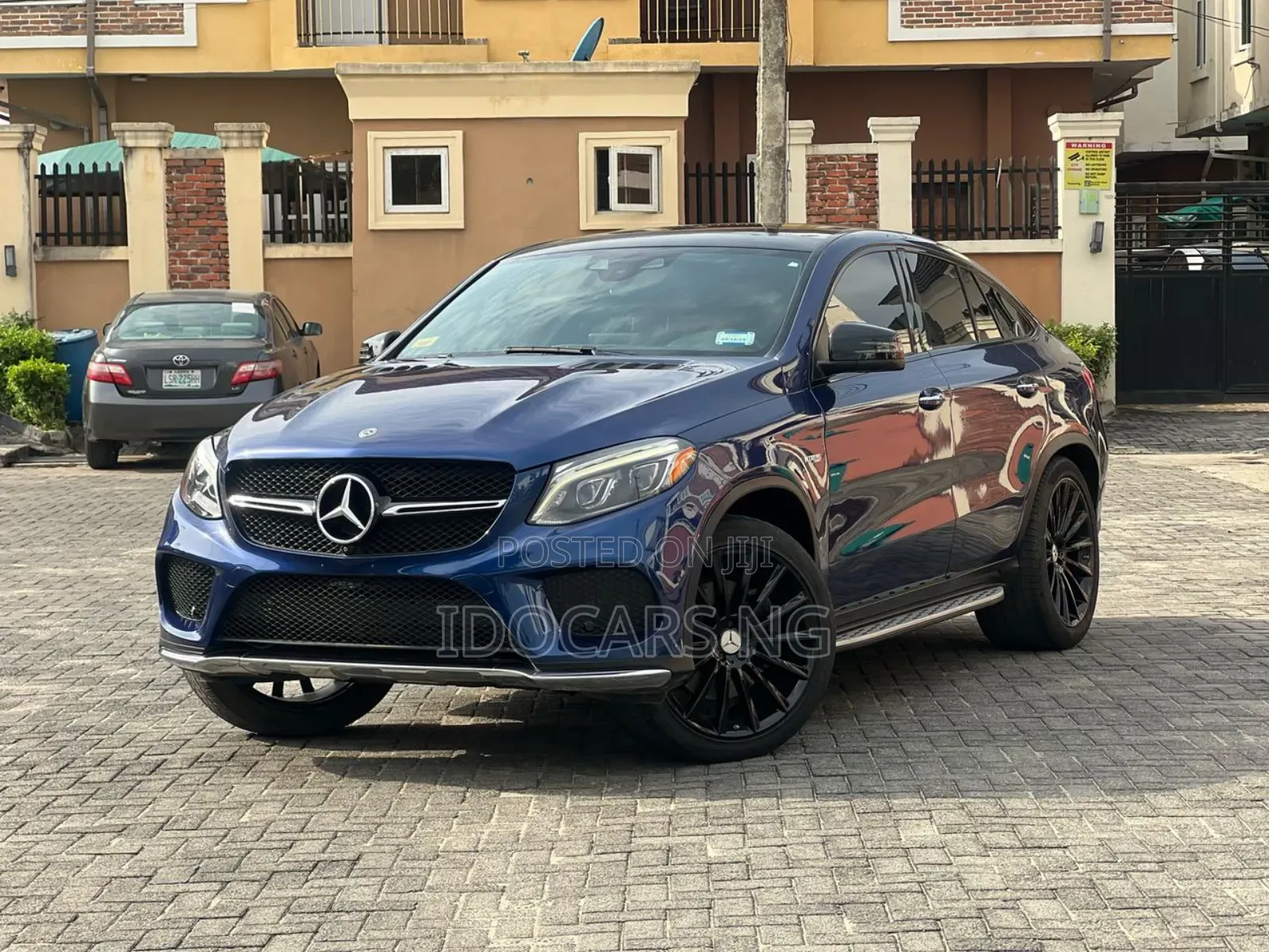 Mercedes-Benz GLE-Class AMG GLE 43 4MATIC 2018 Blue