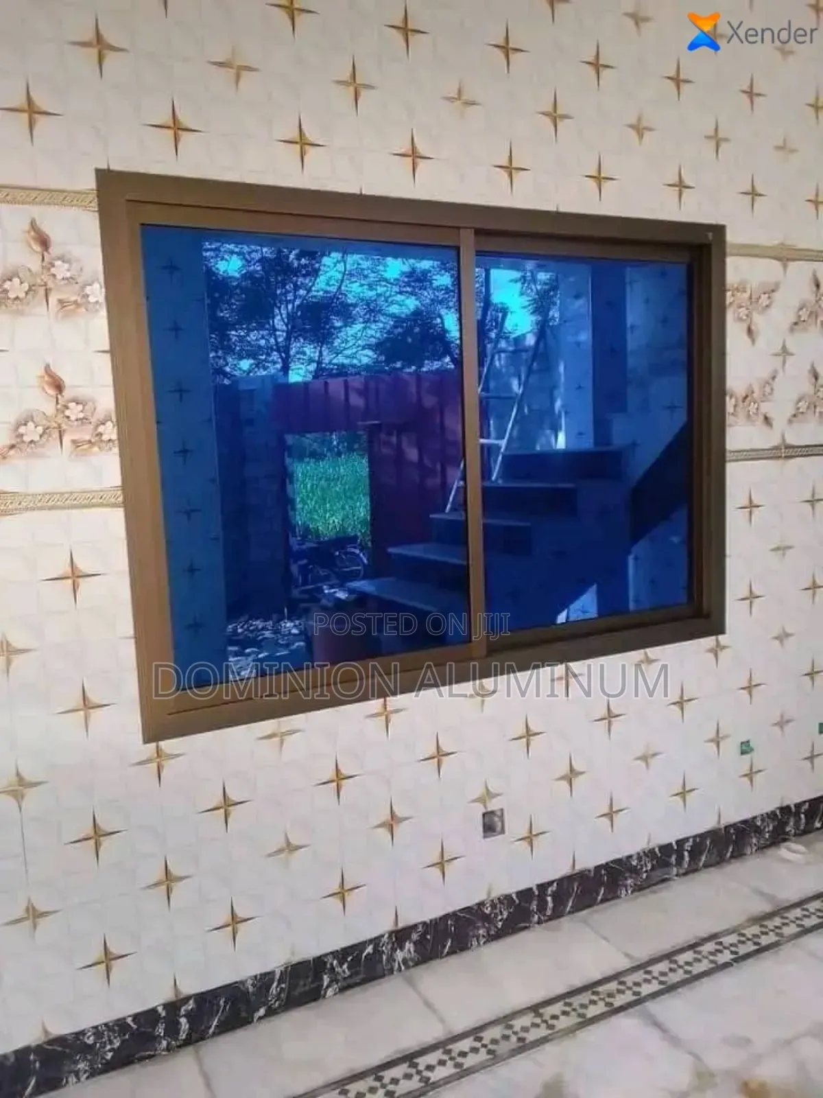 Blue Glass Sliding Windows With Nets