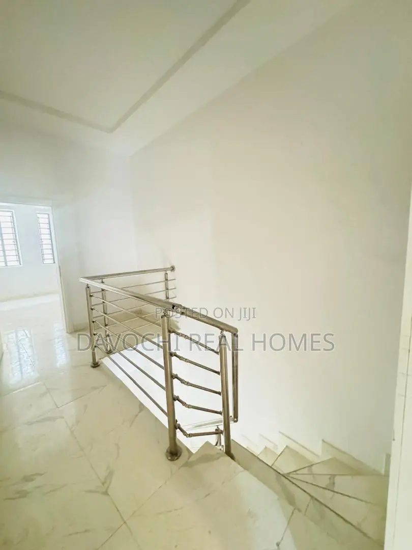3bdrm Duplex in Vgc, Lekki Phase 1 for sale