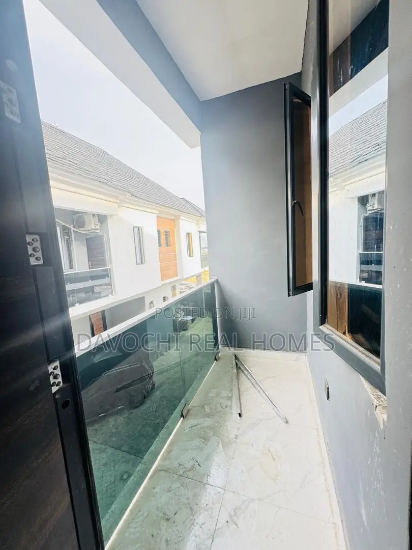 3bdrm Duplex in Vgc, Lekki Phase 1 for sale