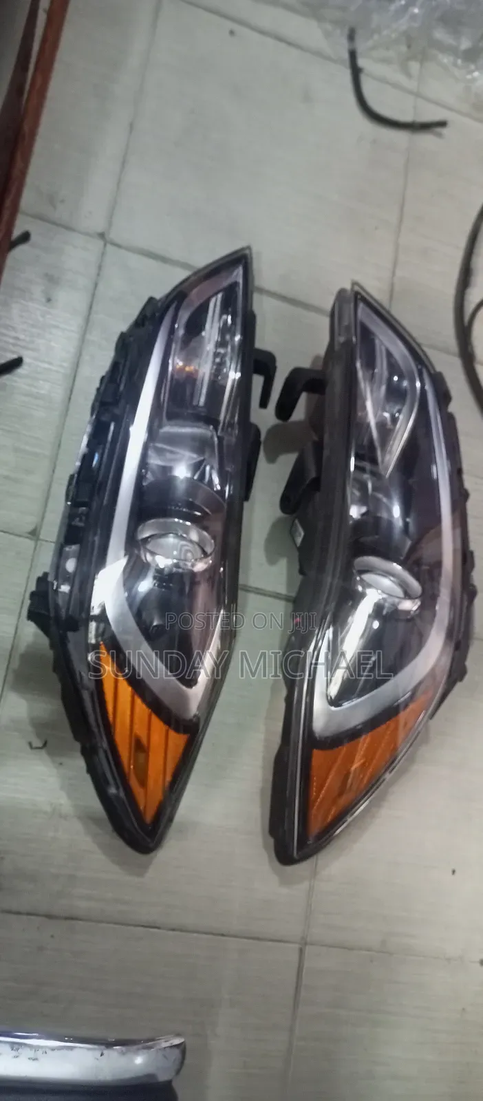 Hyundai Elantra Headlight Set 2015 to 2017