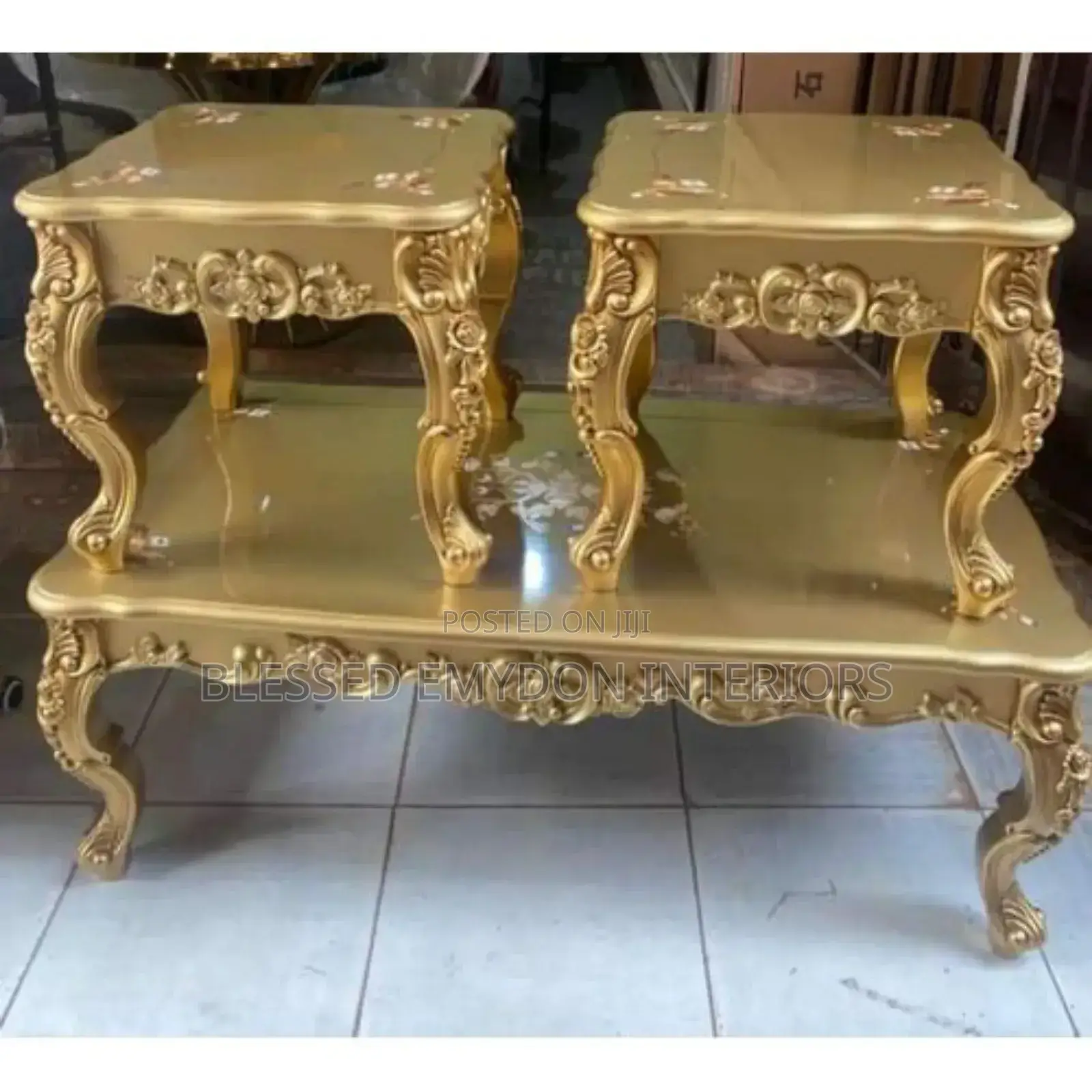 Royal Living Room Center Table With 2 Side Stools - Gold
