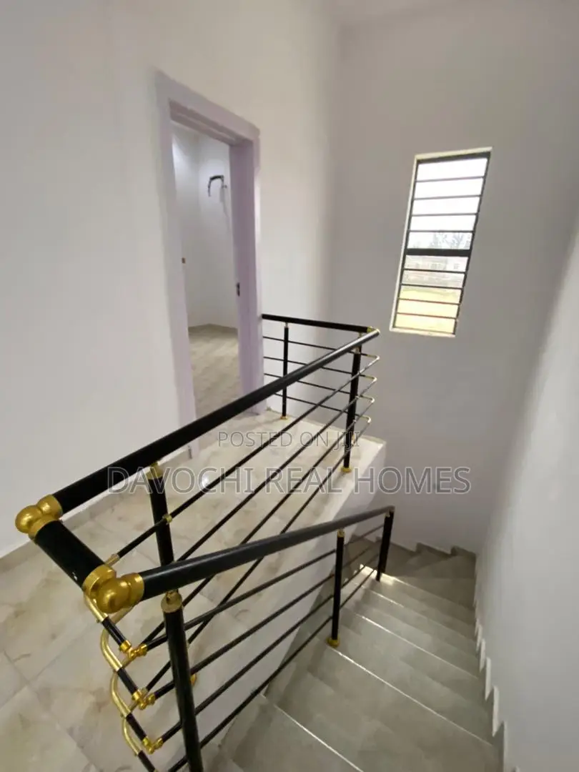4bdrm Duplex in Ikota, Lekki for sale
