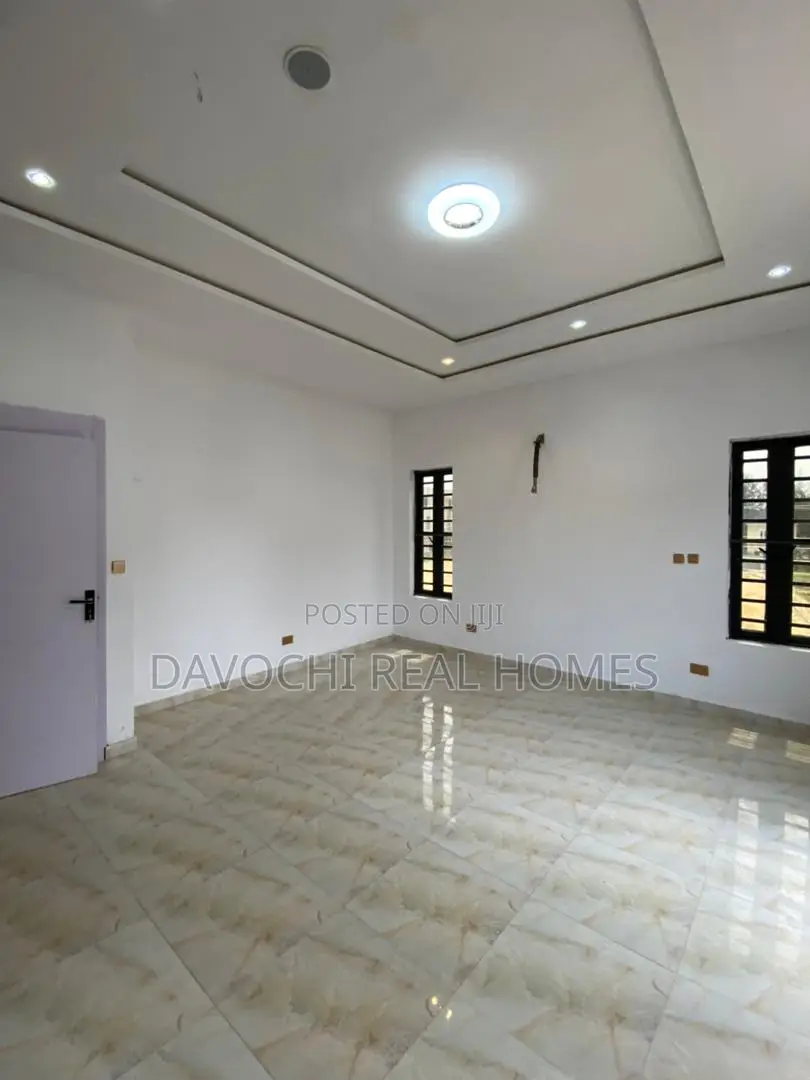4bdrm Duplex in Ikota, Lekki for sale
