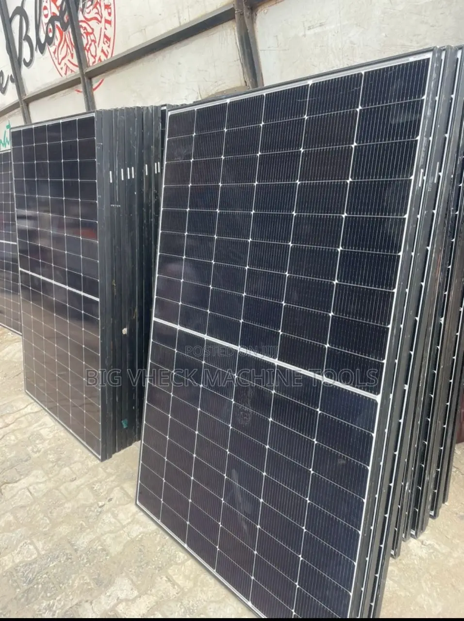 500 Watts Canadian Panel
