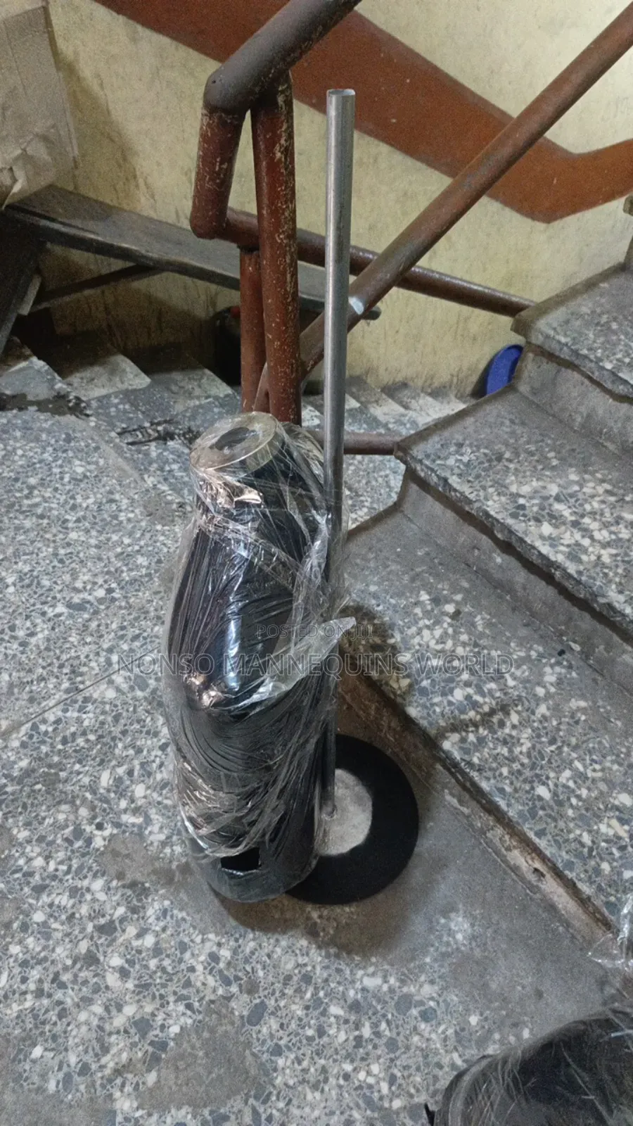 Male Body Form With Round Metal Base For Firm Standing
