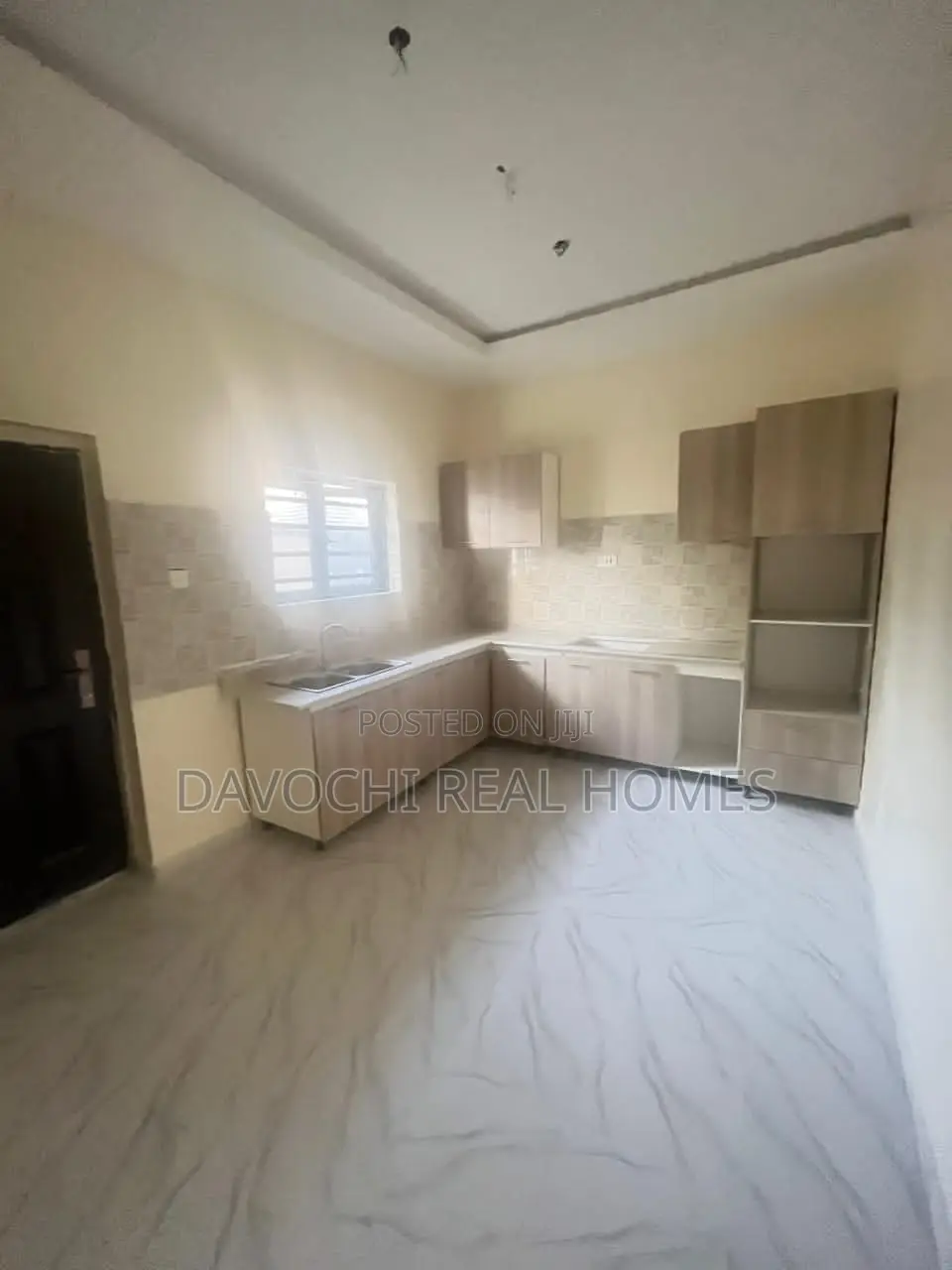 3bdrm Duplex in After Business for rent