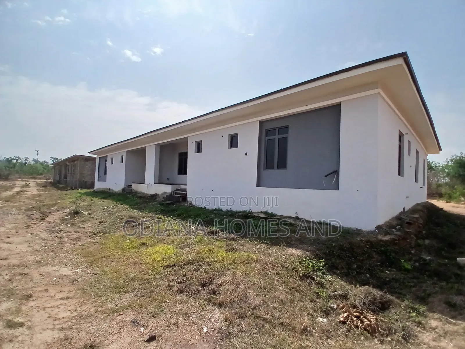 3bdrm Bungalow in Owode Housing Estate, Apata for sale
