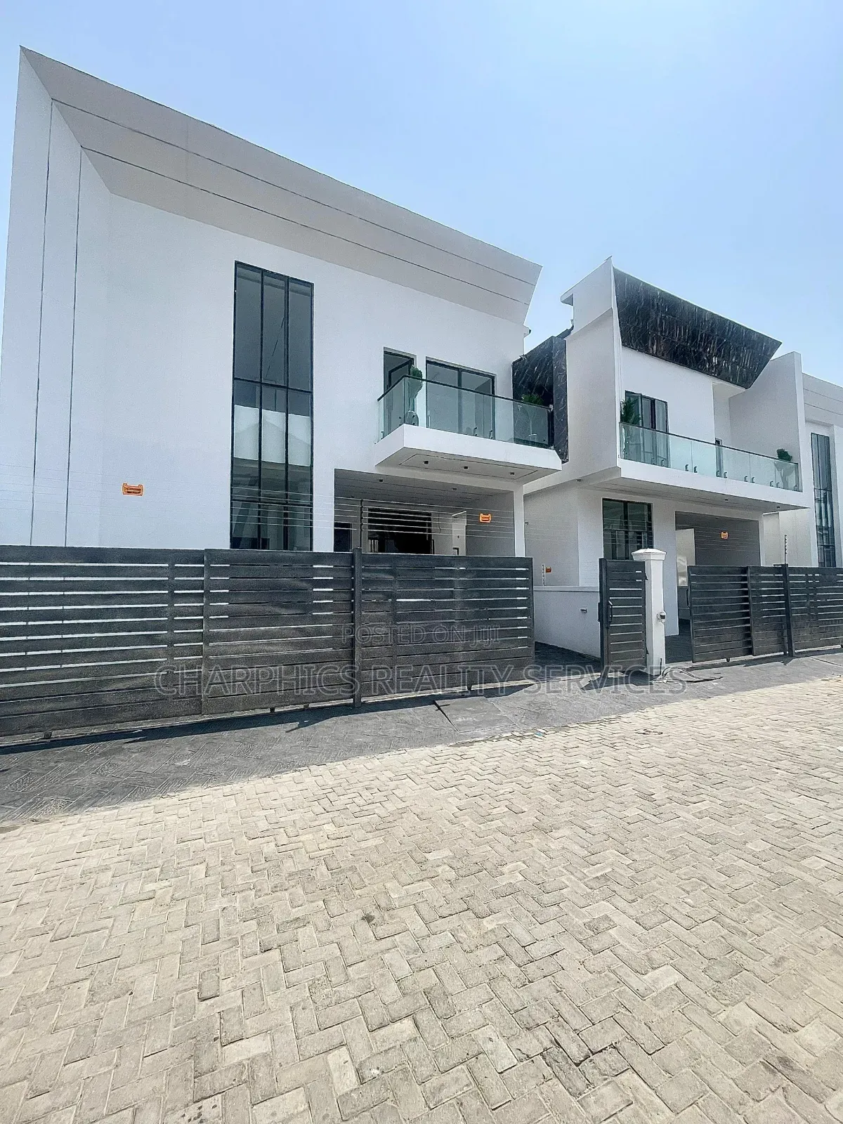 4bdrm Duplex in Lekki for sale