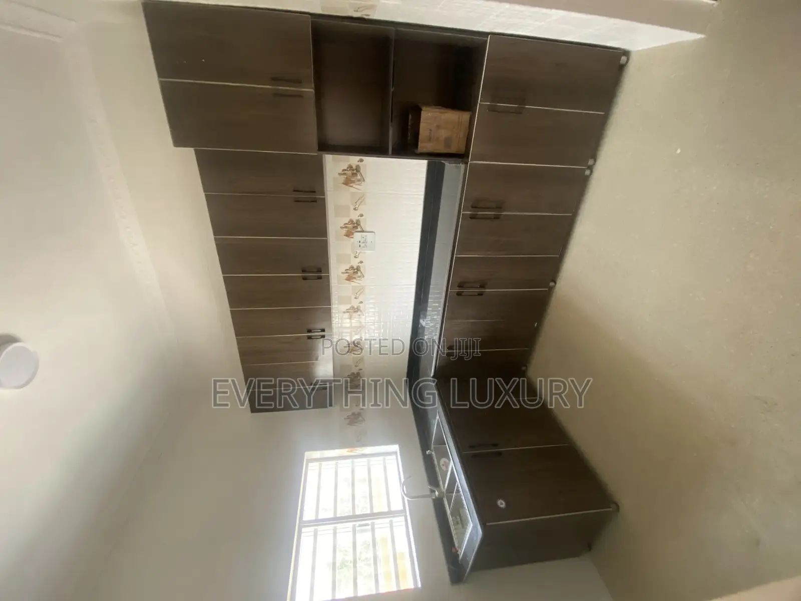 2bdrm Block of Flats in Scc Ushafa for rent