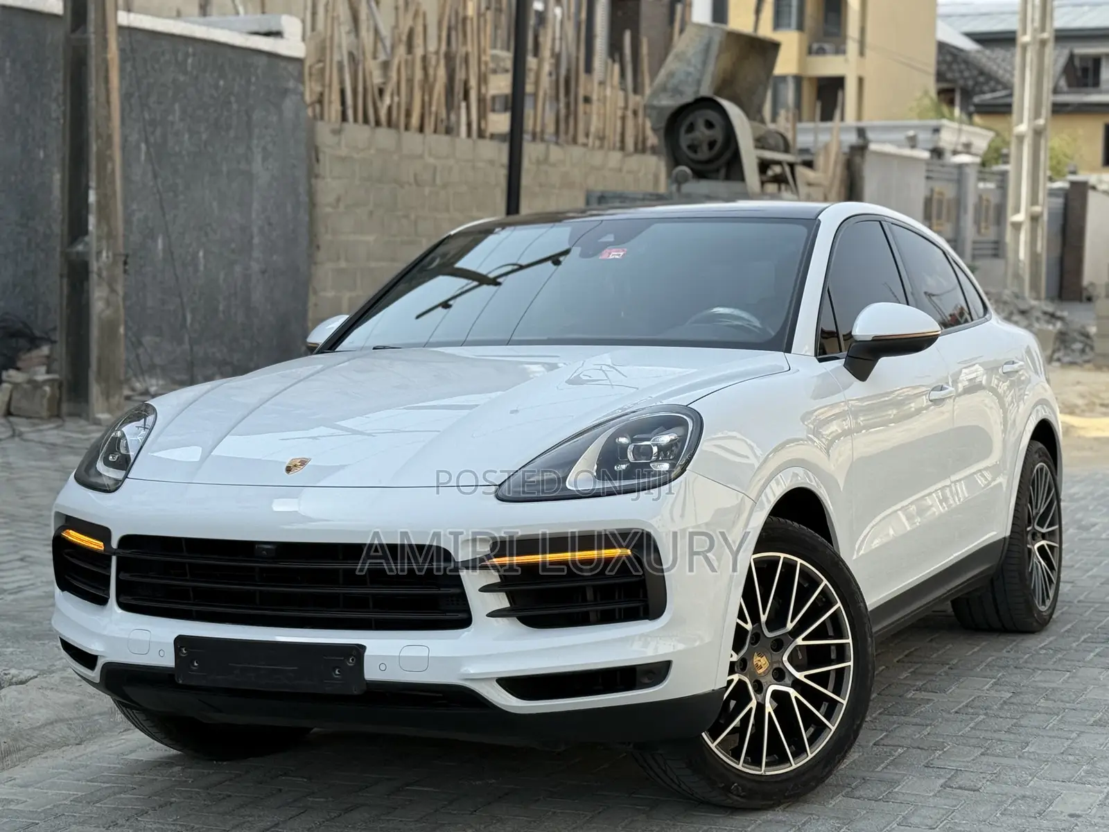 Porsche Cayenne 2021 White