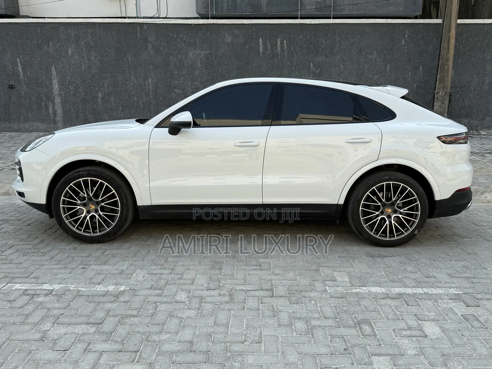 Porsche Cayenne 2021 White
