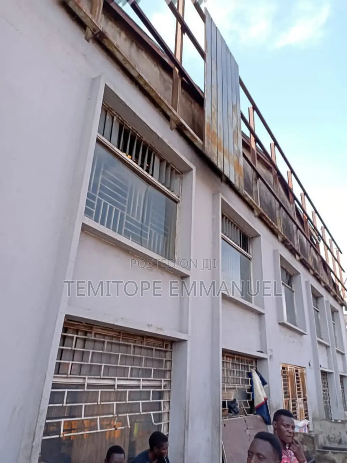 Commercial Wearhouse on the Road 3200sqm Land