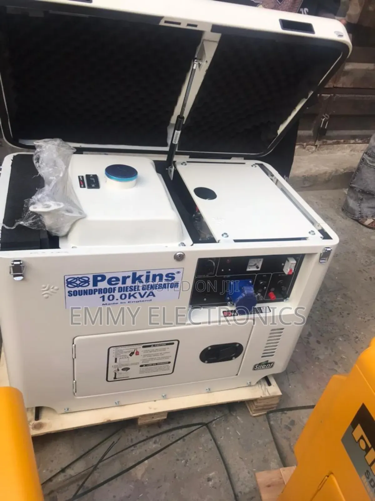 Brand New Perkins 10kva Diesel Soundproof Generator 100%Copp
