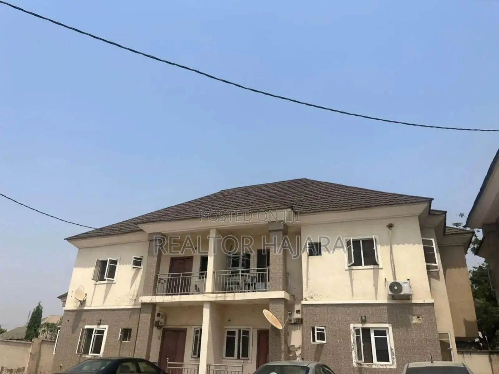 Furnished 10bdrm Chalet in Phase 2, FHA for sale