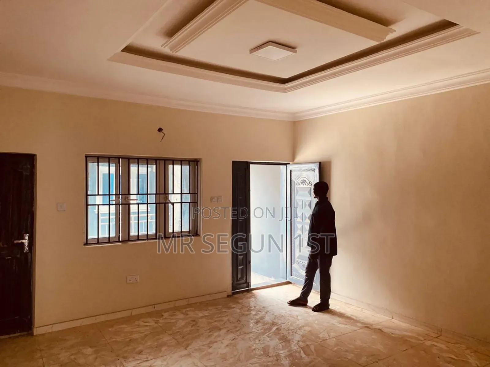 3bdrm Block of Flats in Love Estate, Akala Express for rent