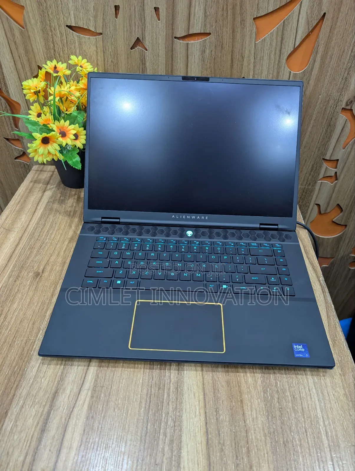 Laptop Dell Alienware M16 R1 16GB Intel Core Ultra 7 SSD 1T