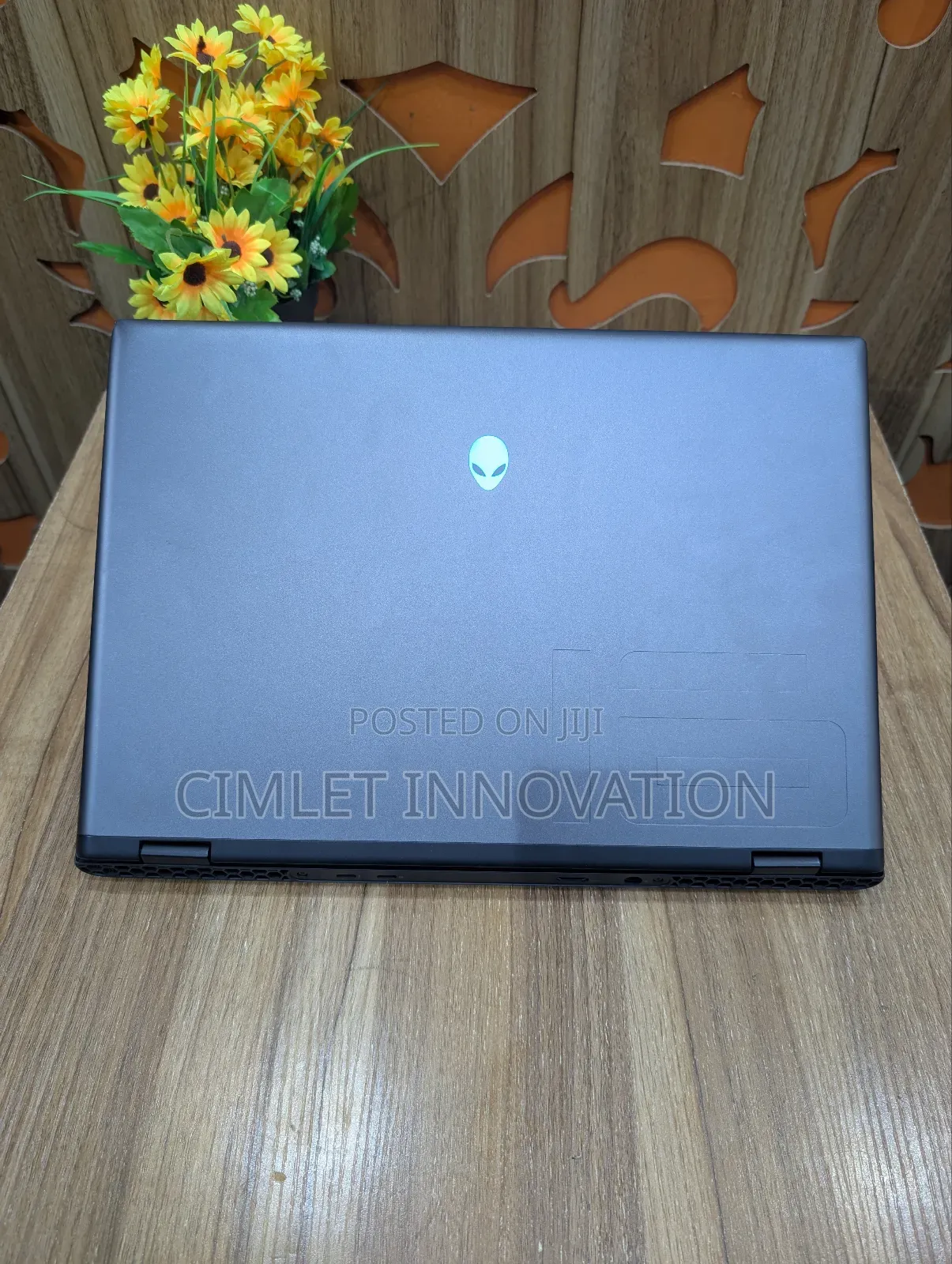 Laptop Dell Alienware M16 R1 16GB Intel Core Ultra 7 SSD 1T