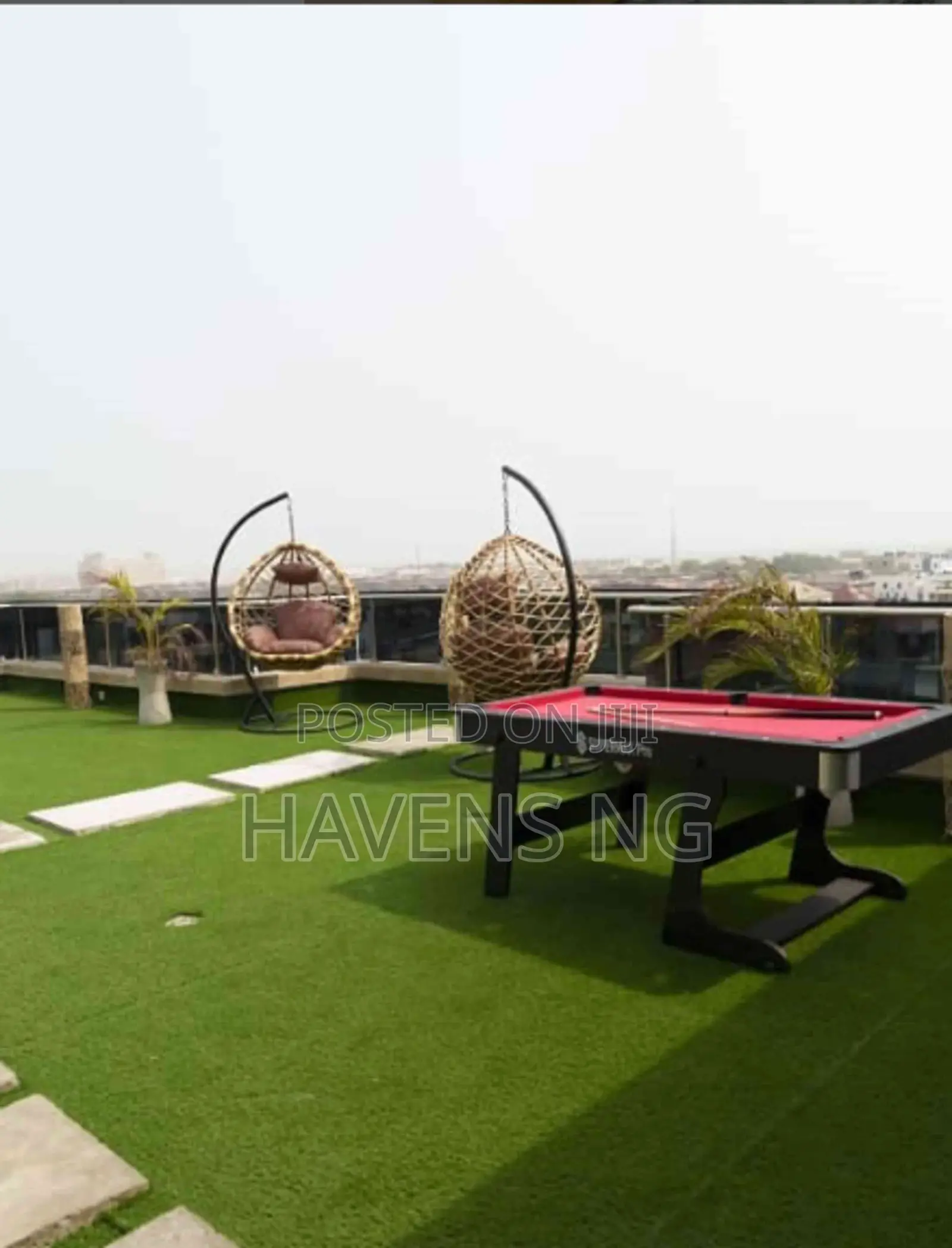 Exquisite 3-Bedroom Penthouse With Private Rooftop Lounge,
