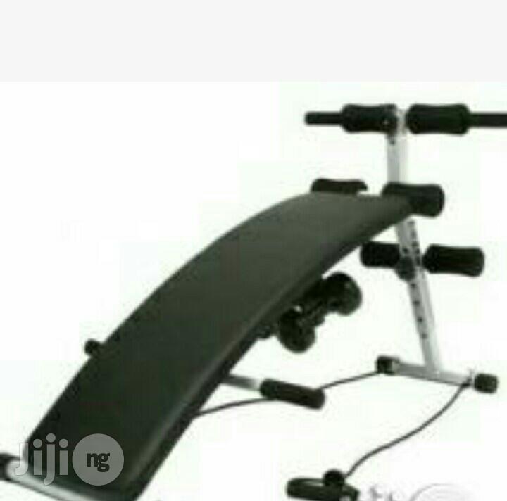 Sit-Up Abdominal Bench
