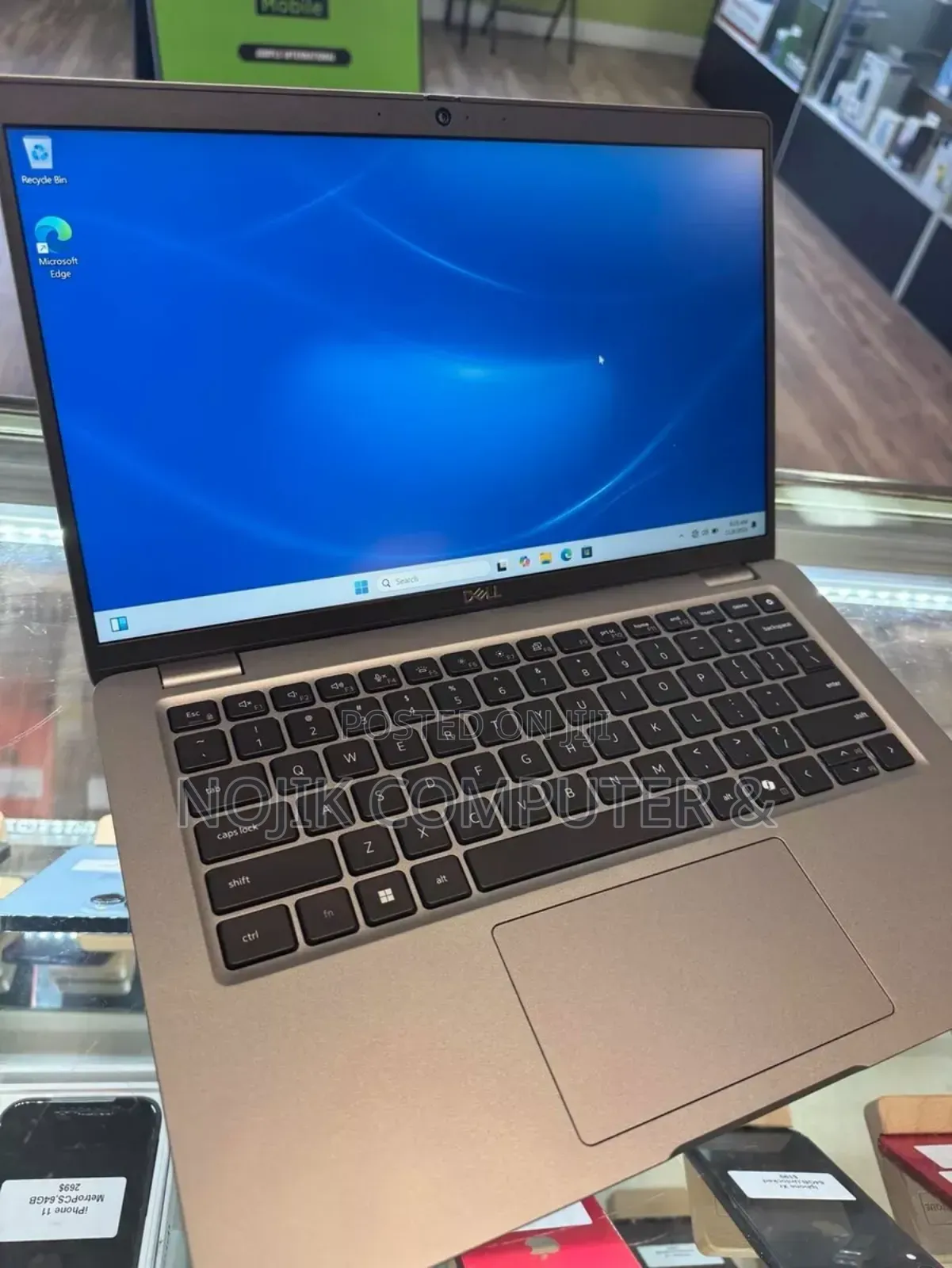New Laptop Dell Latitude 5450 16GB Intel Core Ultra 7 SSD 512GB
