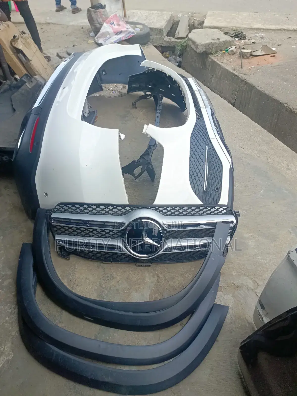 Mercedes Benz Bumpers. For All Models