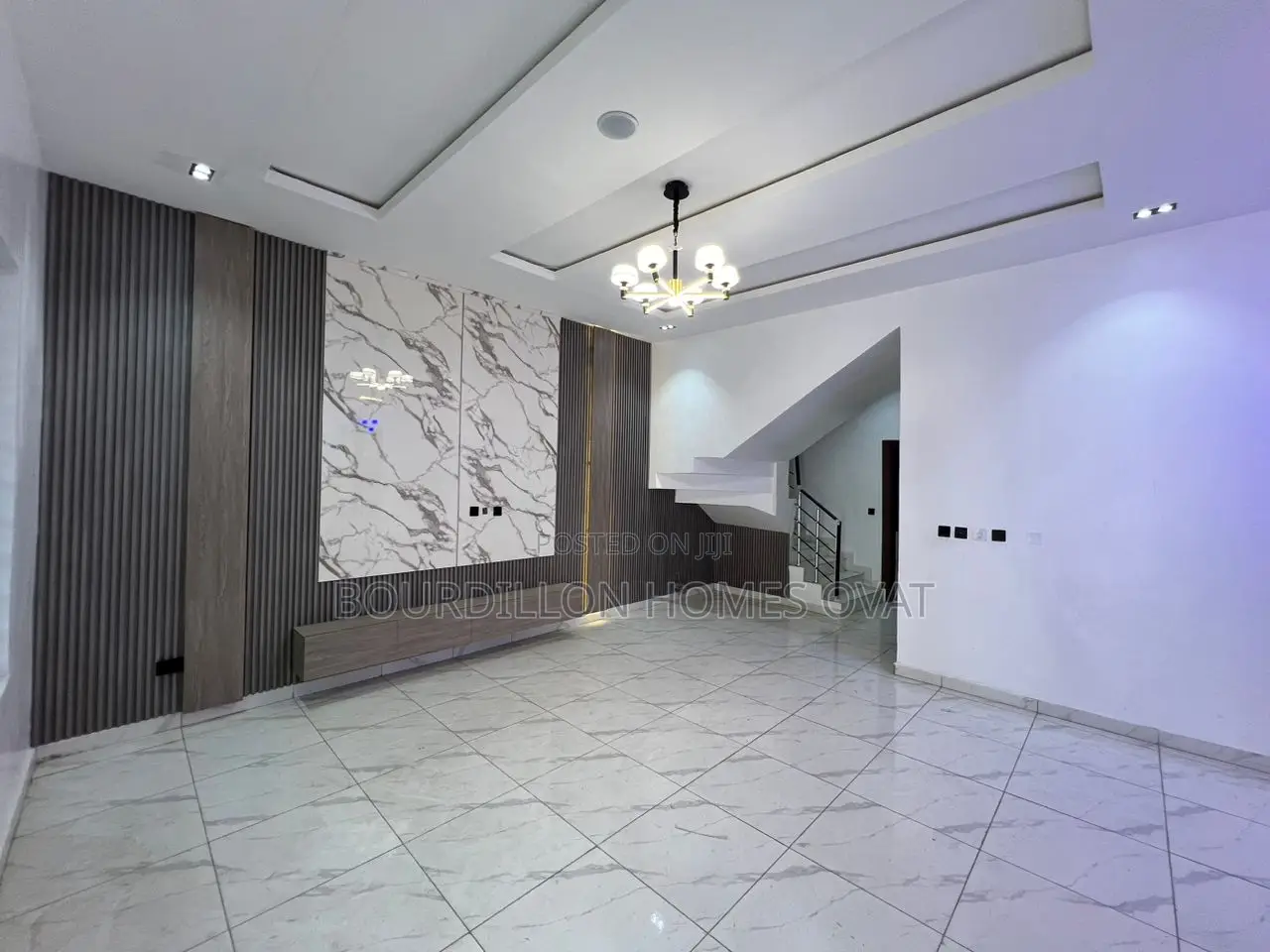 4bdrm Duplex in Ikota for sale