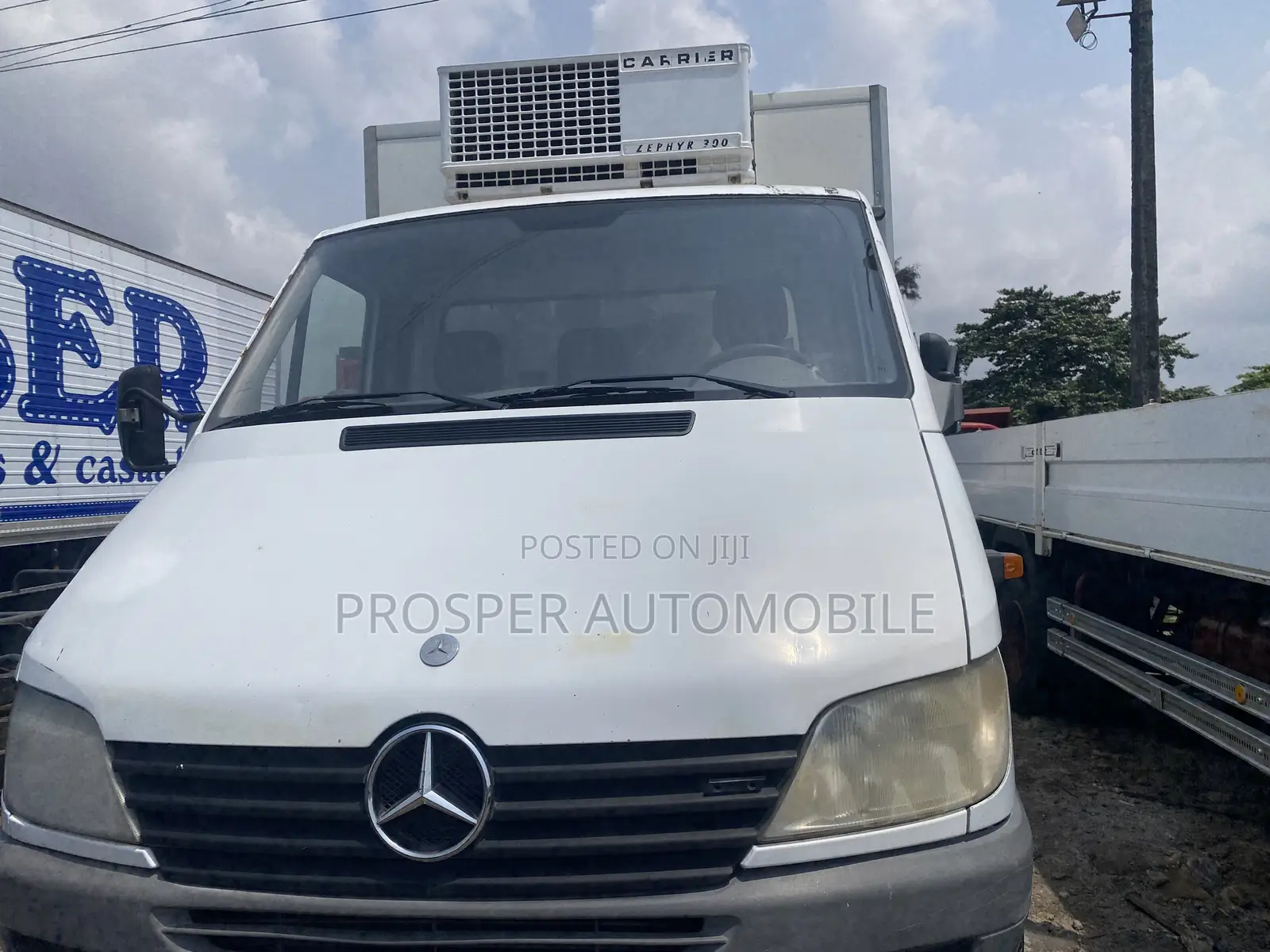 Mercedes Benz 4 Tons Cooling Van Truck