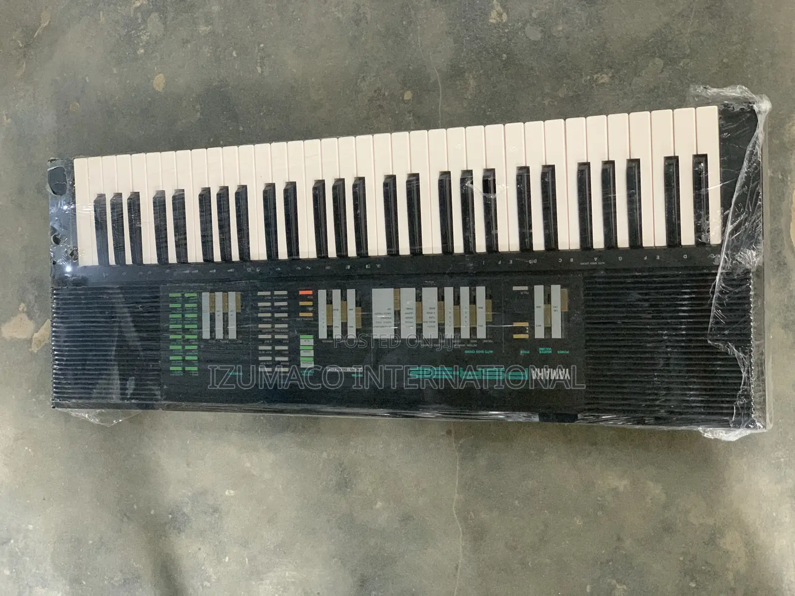 5-Octave Bontempi Keyboard Also for Learners