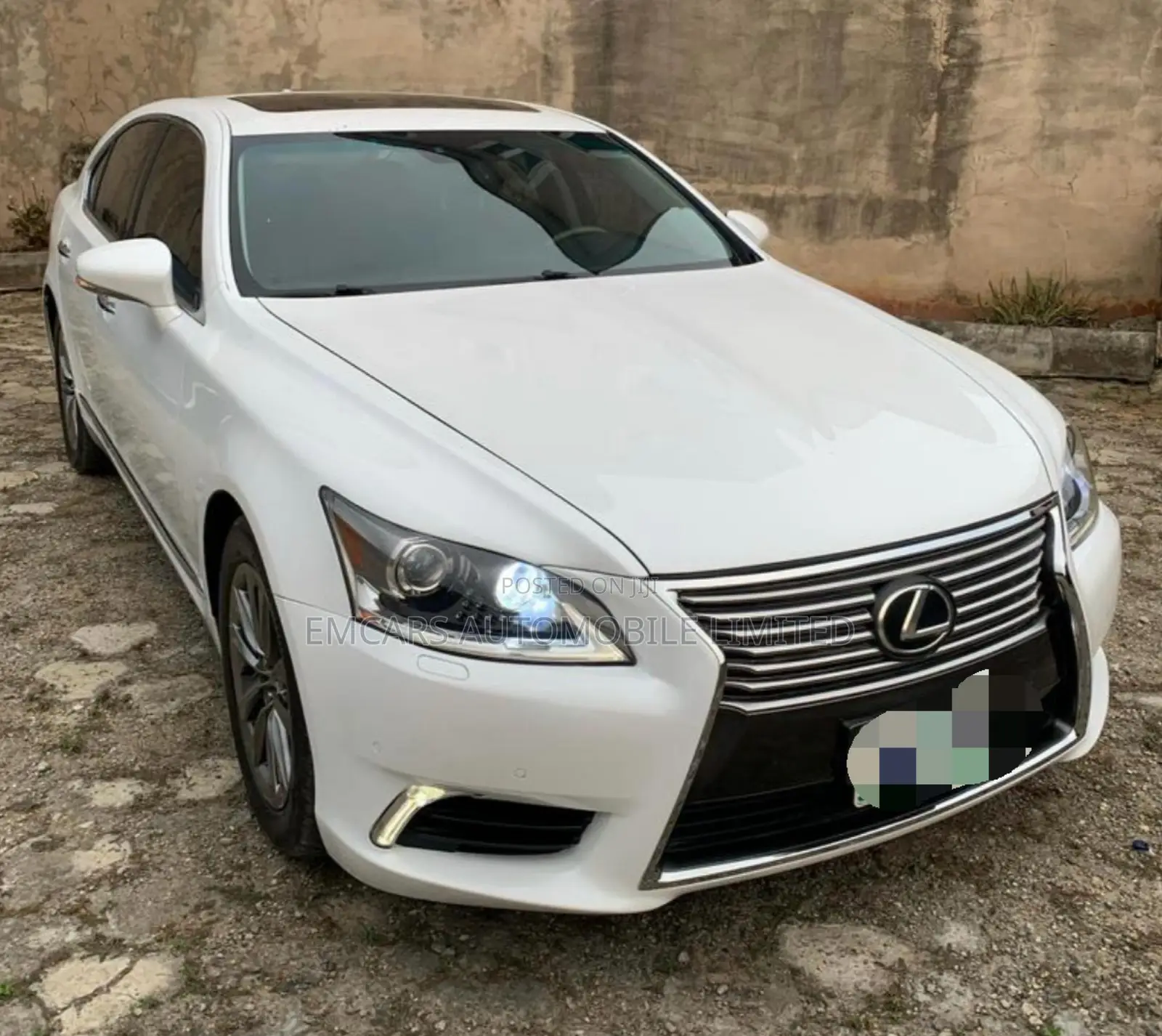 Lexus LS 460 AWD 2015 White
