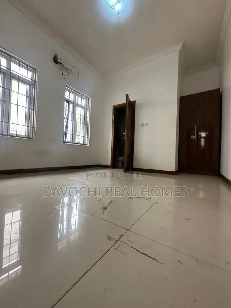 Mini Flat in Lekki Phase1 for rent
