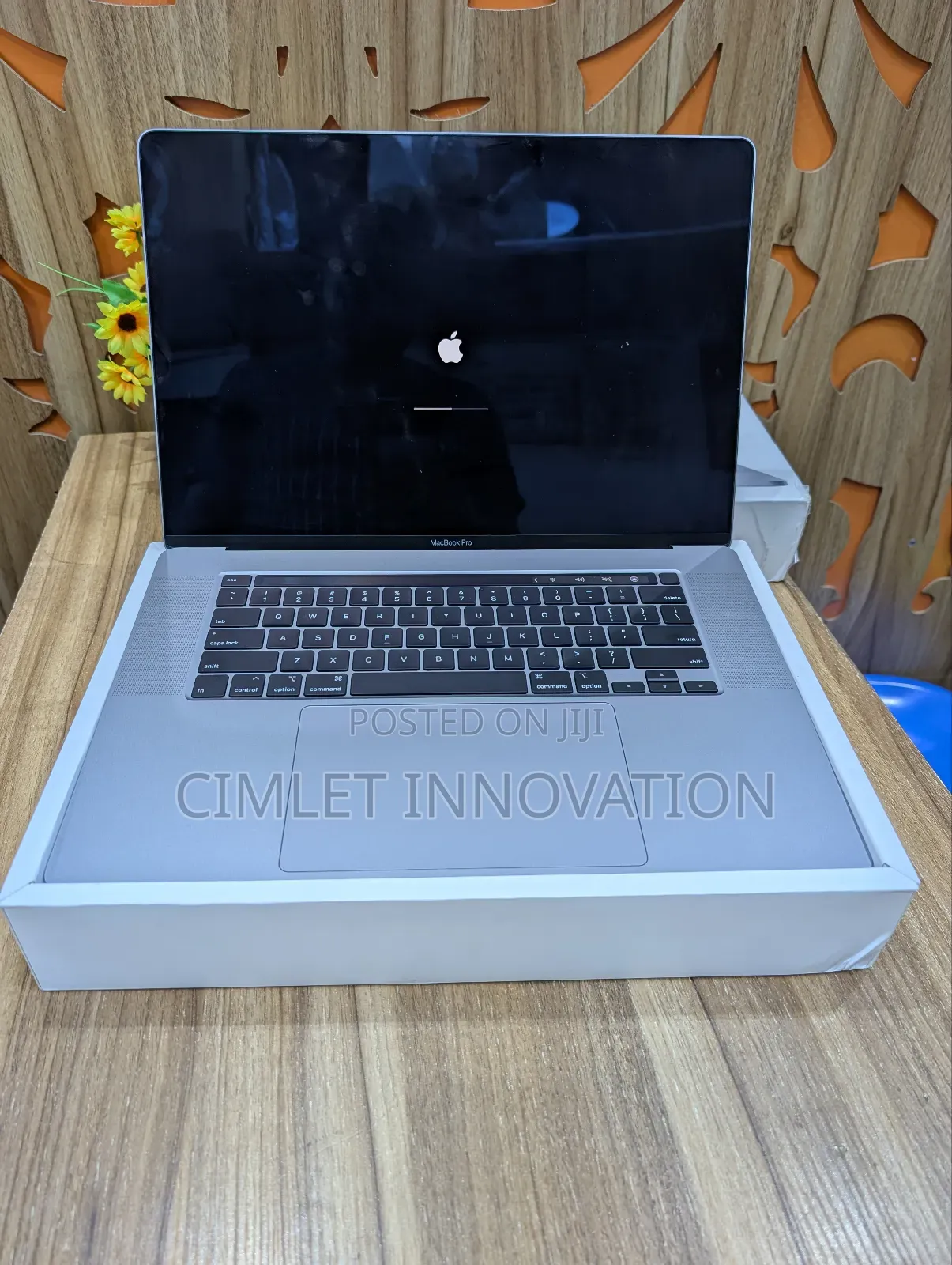 Laptop Apple MacBook 2019 16GB Intel Core I7 SSD 512GB