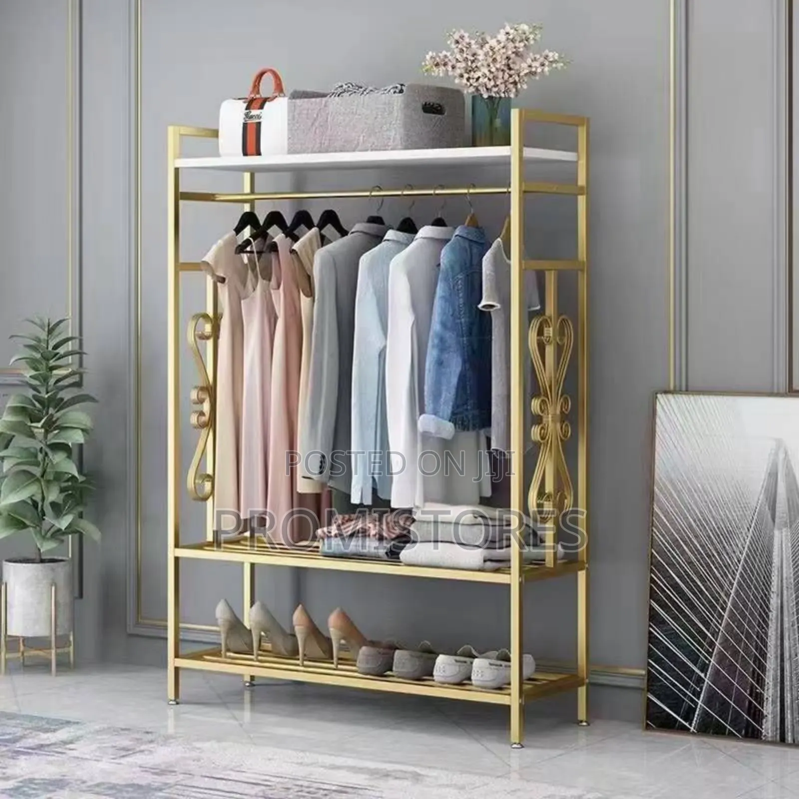 Strong and Durable Luxury Clothes Hanger