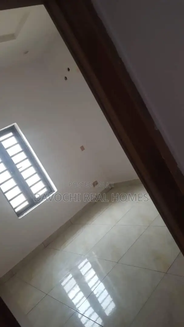 Mini Flat in Ikota, Lekki for rent