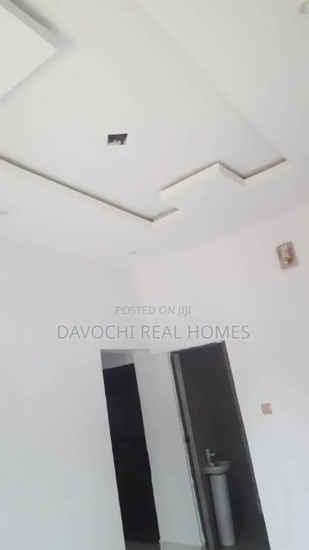Mini Flat in Ikota, Lekki for rent
