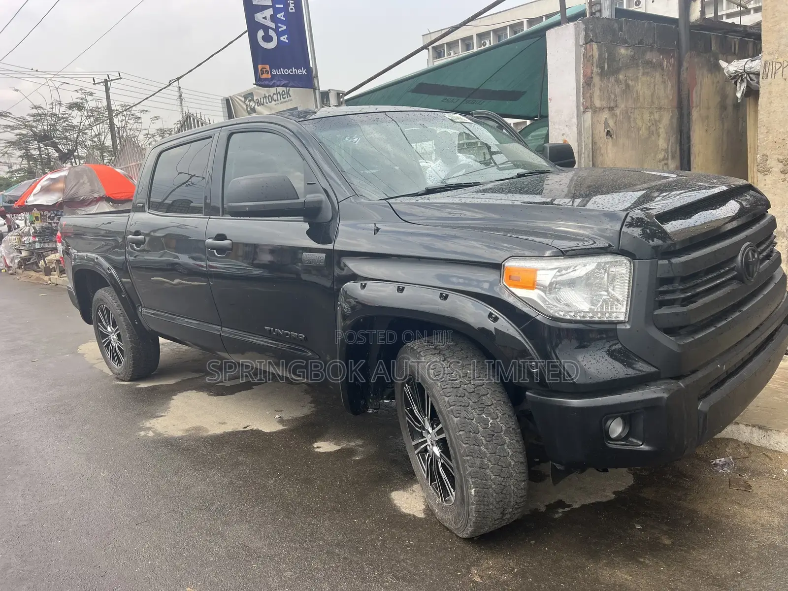 Toyota Tundra 2015 Black