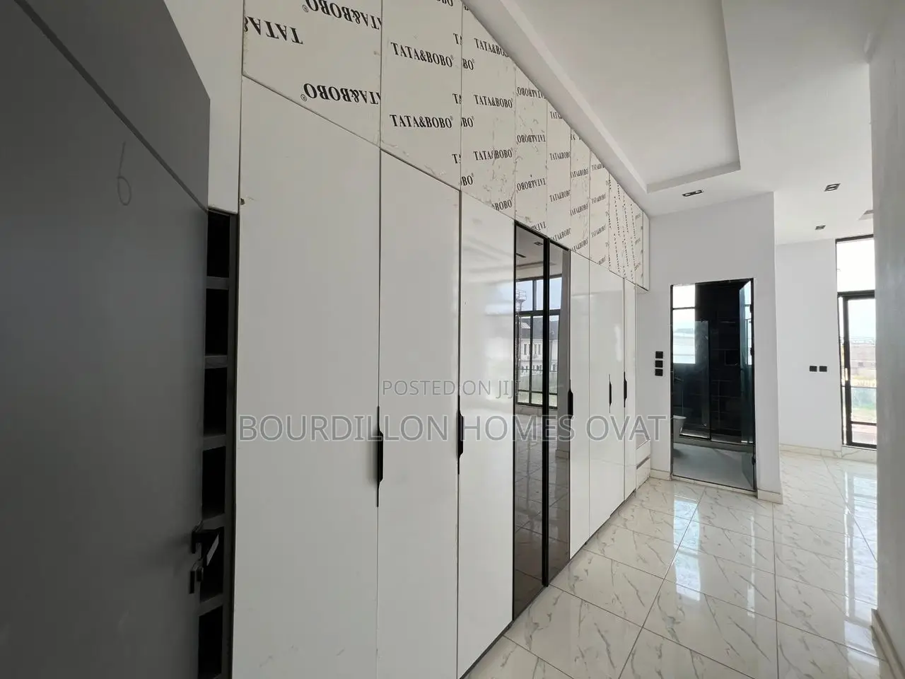 4bdrm Duplex in Ikota for sale