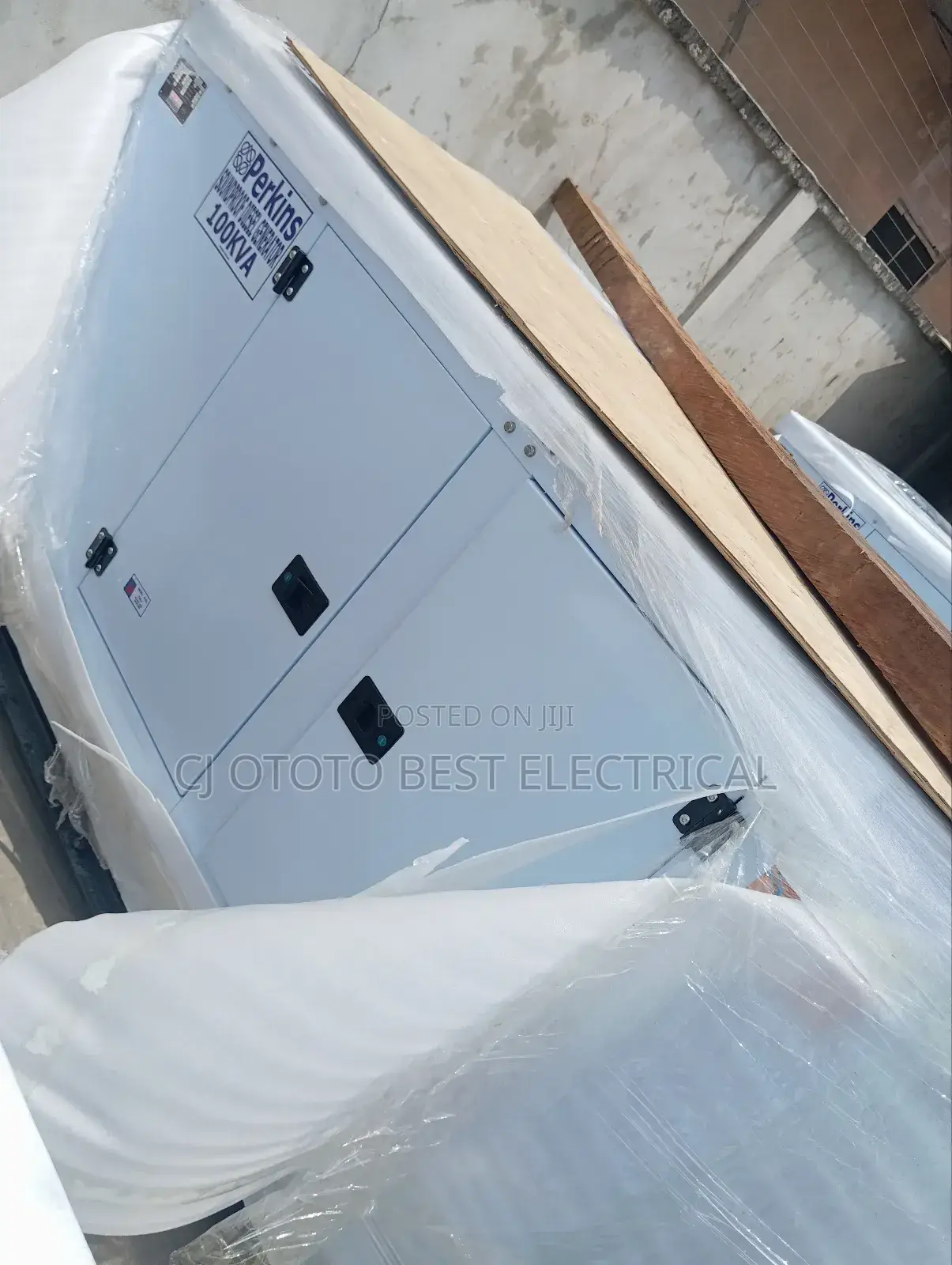 100kva Perkins Generator Soundproof, Brand New
