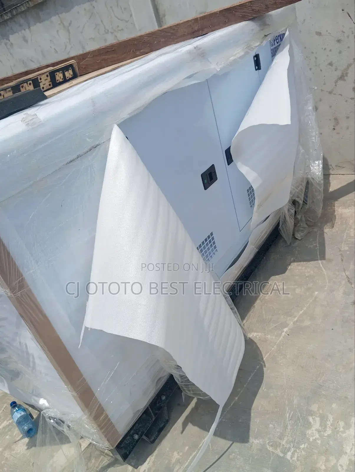 100kva Perkins Generator Soundproof, Brand New