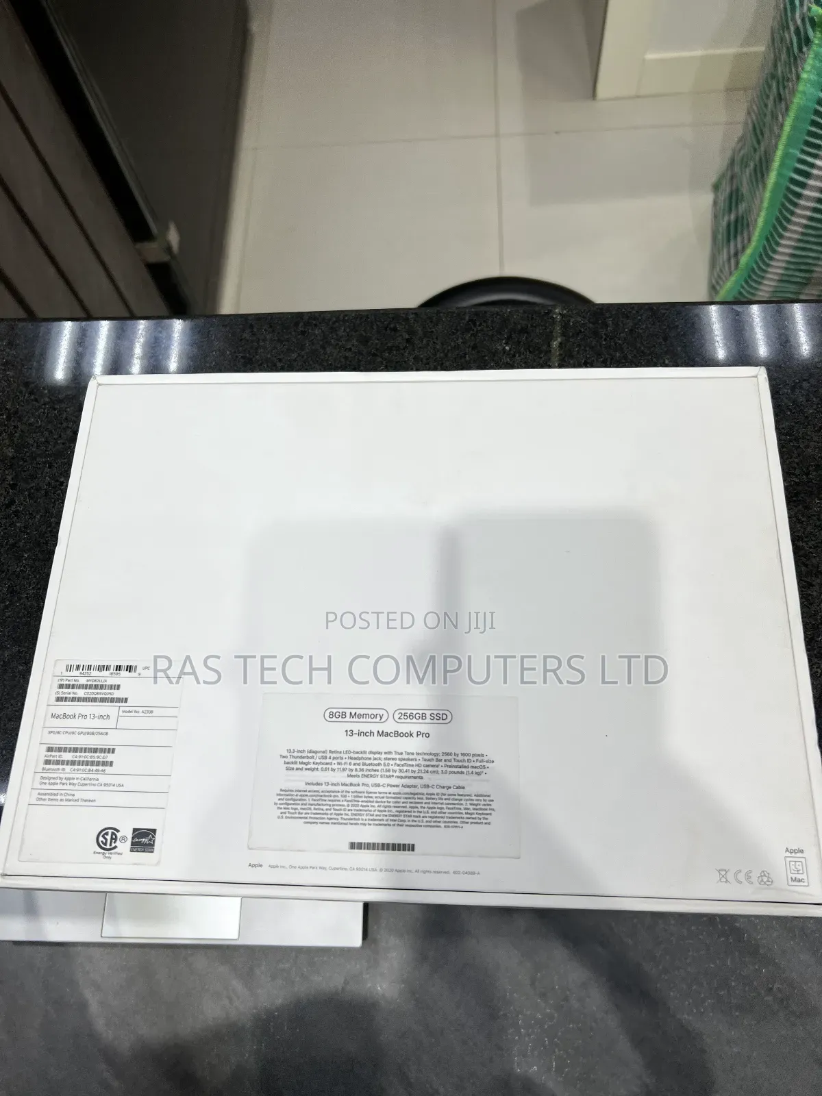 Laptop Apple MacBook Pro 2020 M1 8GB Apple M1 Pro SSD 256GB