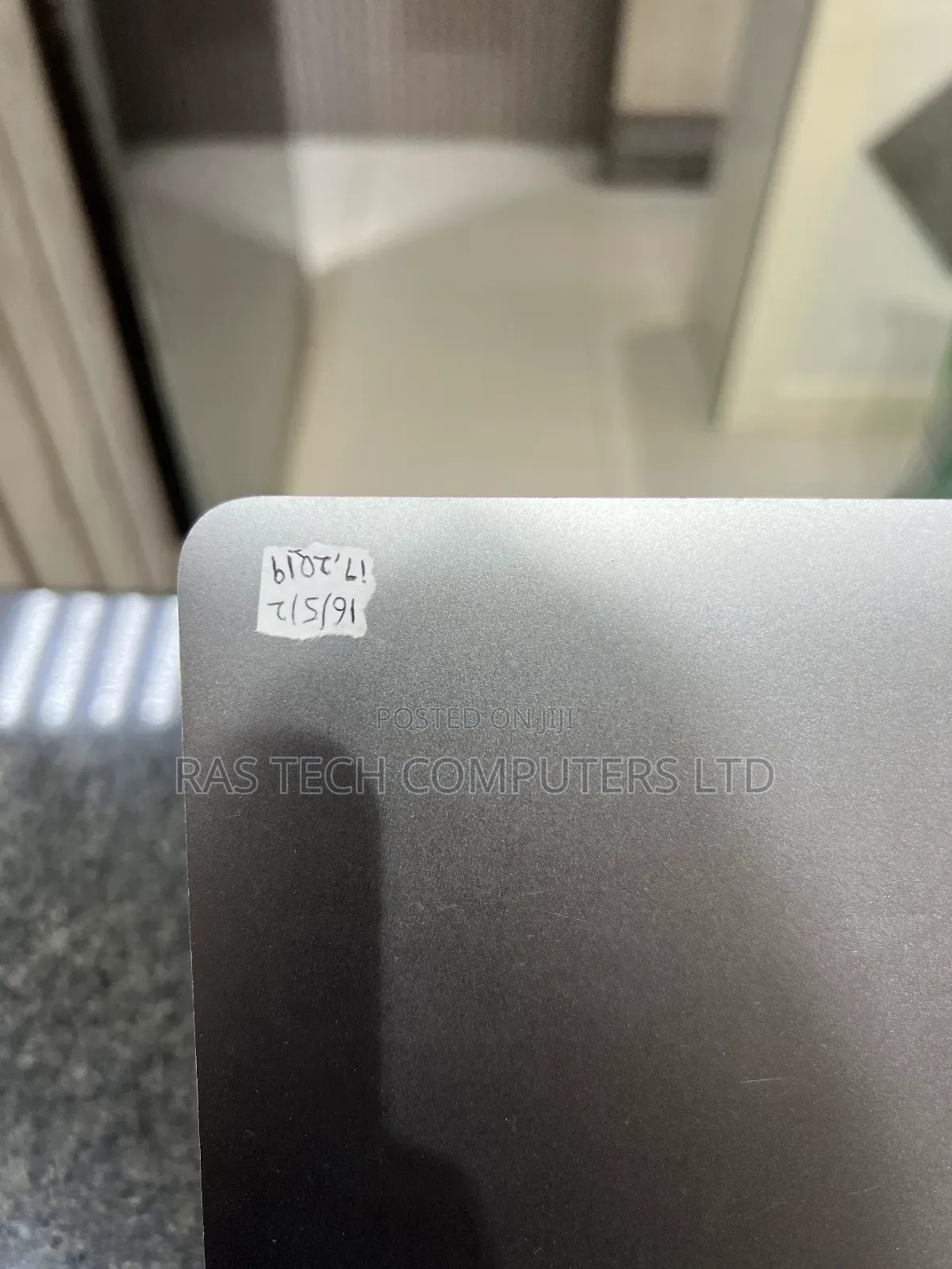 Laptop Apple MacBook Pro 2019 16GB Intel Core I7 SSD 512GB