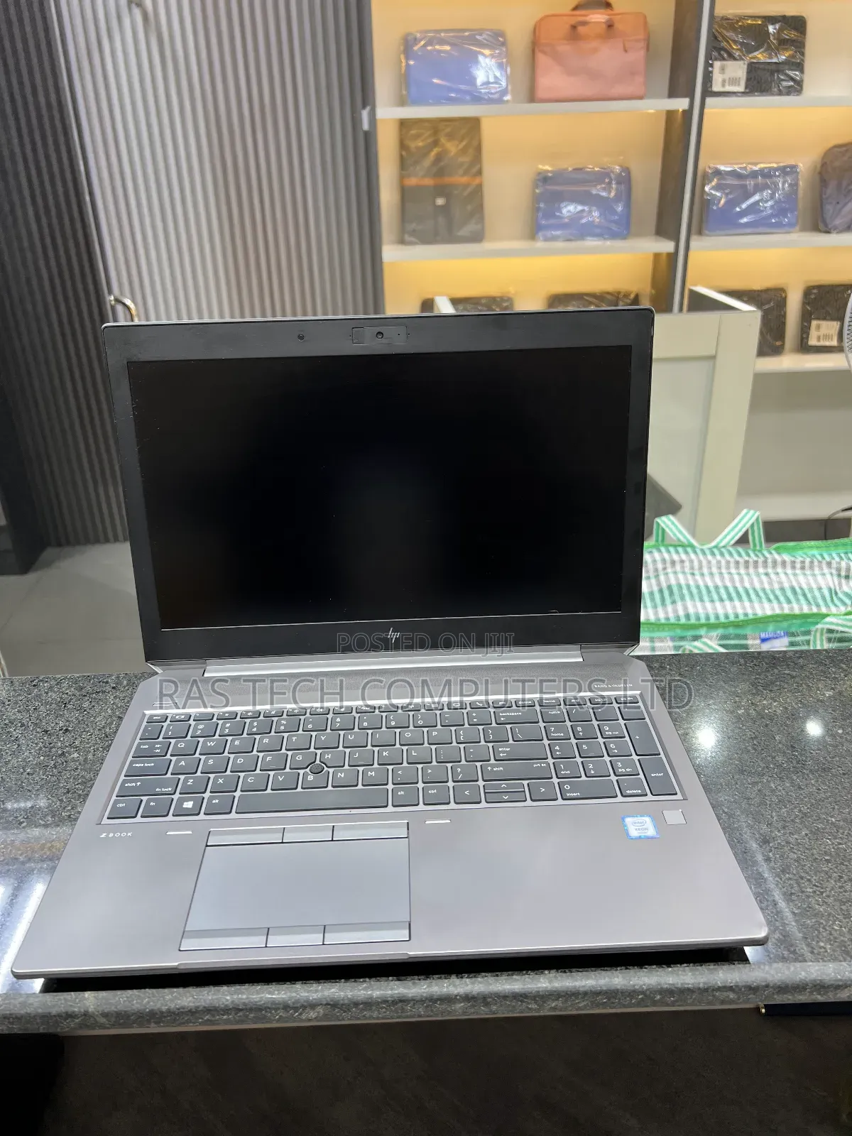 Laptop HP ZBook Studio G5 32GB Intel Xeon SSD 512GB