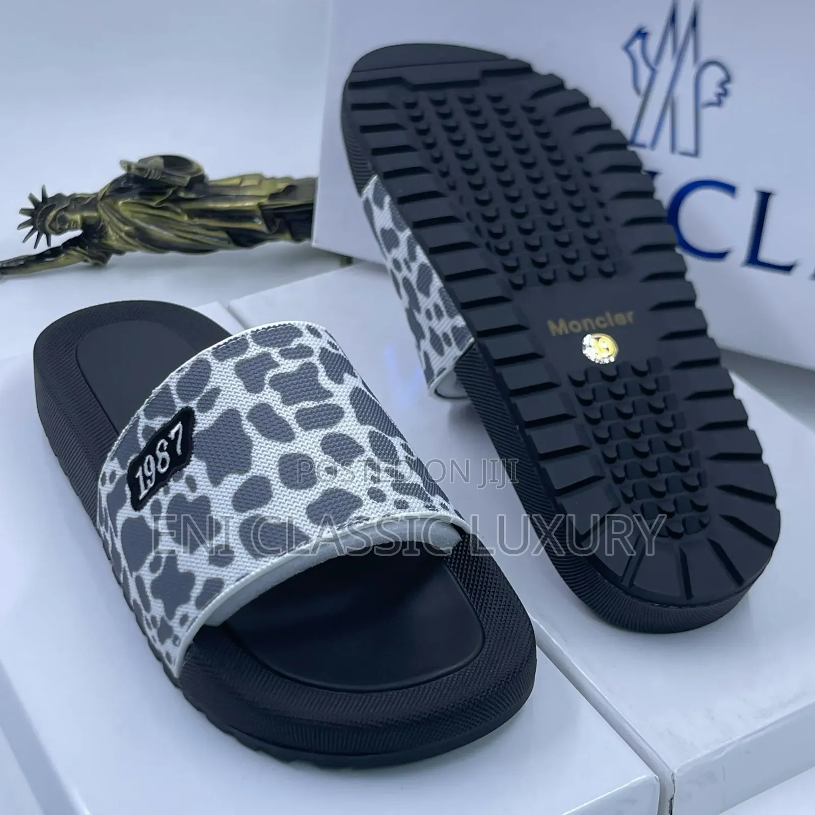 Original Luxury Men's Slides Moncler Available In Store 🏬