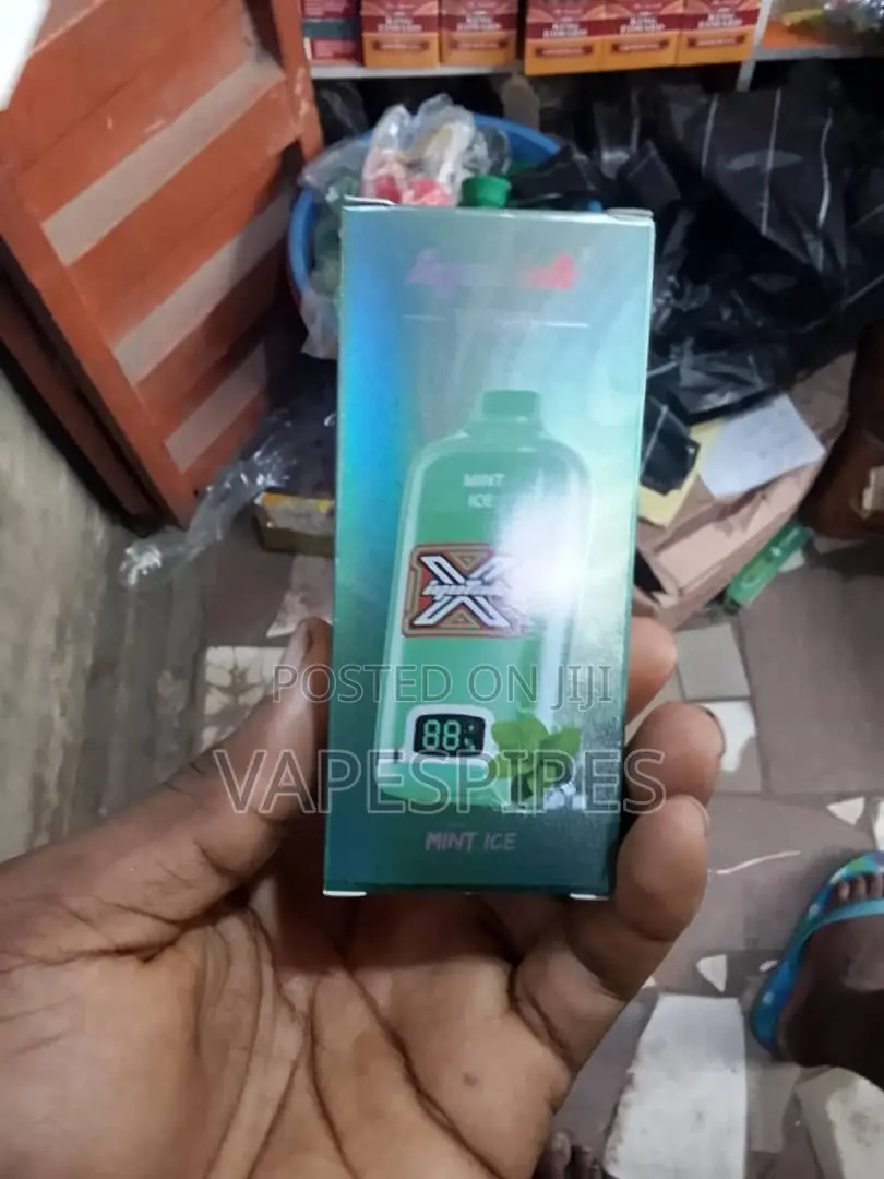 Iyutak Refillable Vape