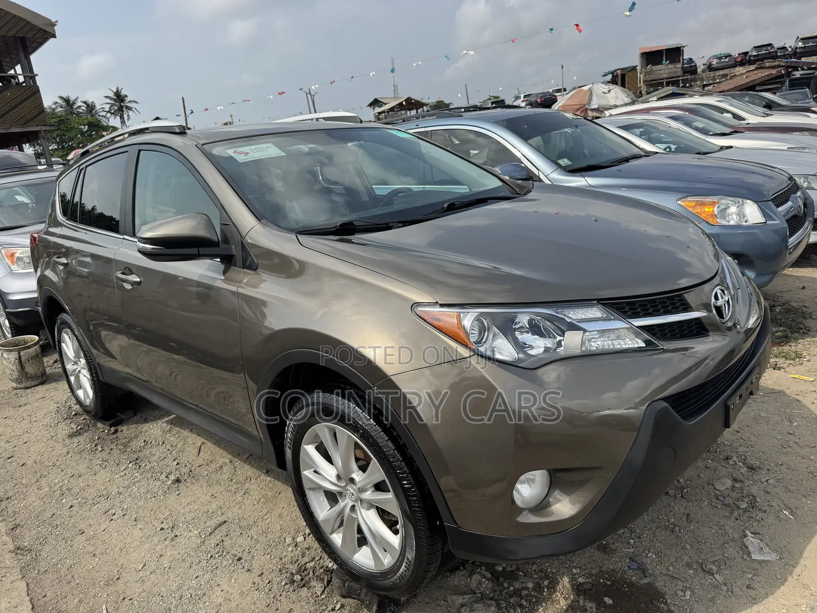 Toyota RAV4 2014 Brown