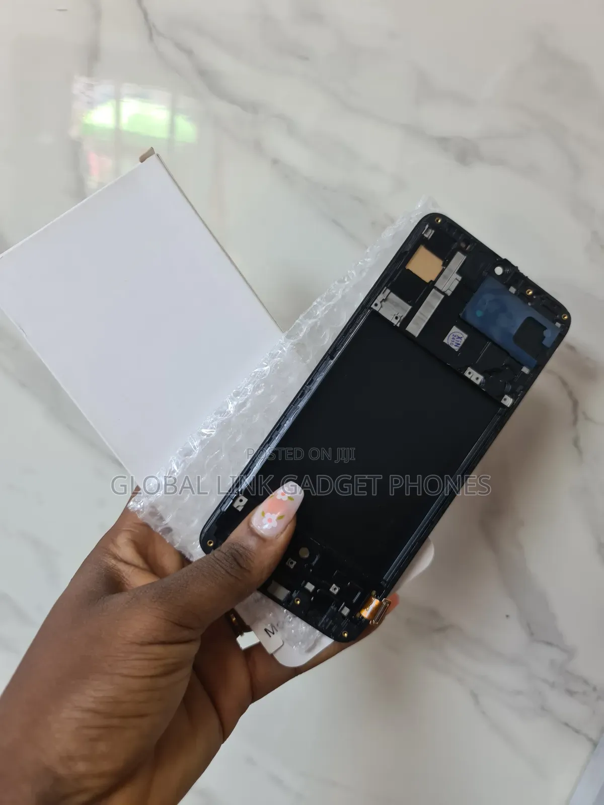 Samsuny Galaxy A70 Screen Replacement Available