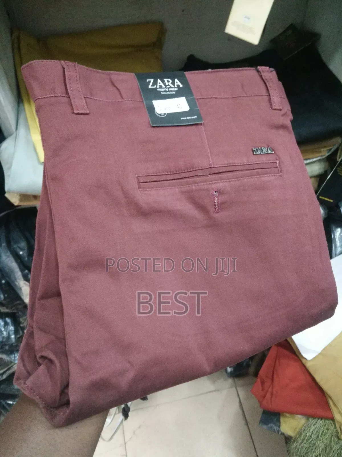 High Quality Chinos Pants Trousers Avl. In Different Colours