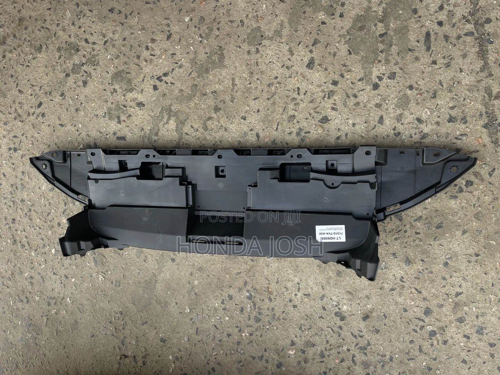 Front Engine Cover 2018,2019,2020,2021,2022 Honda Accord