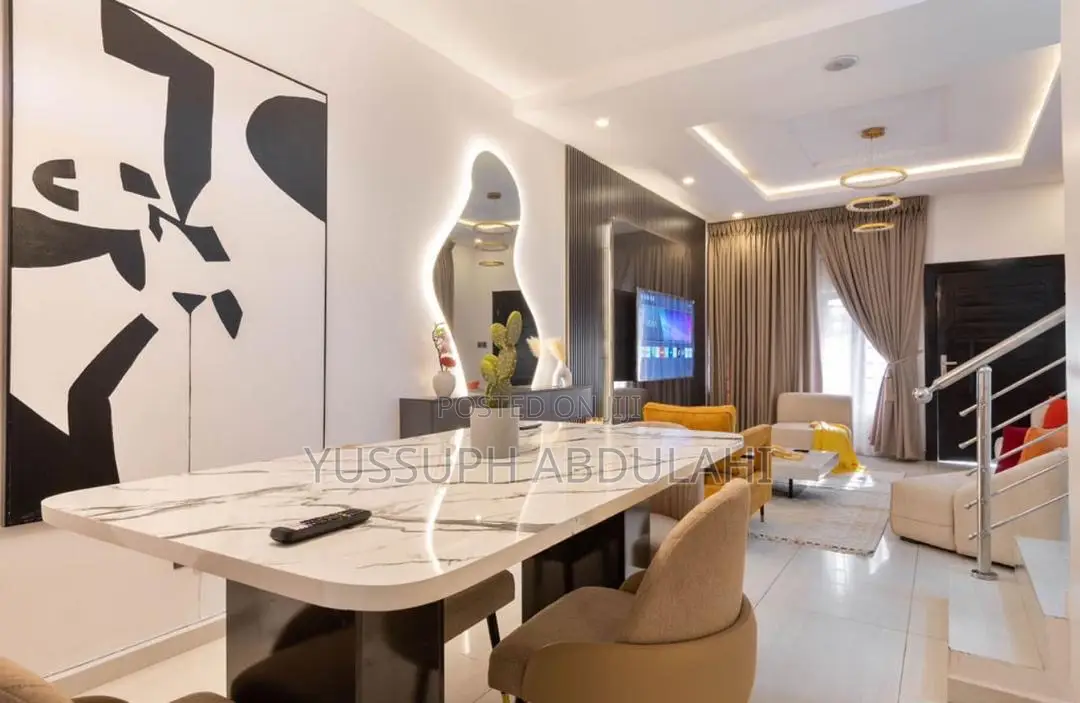 4 Bedrooms Short Let Victoria Island
