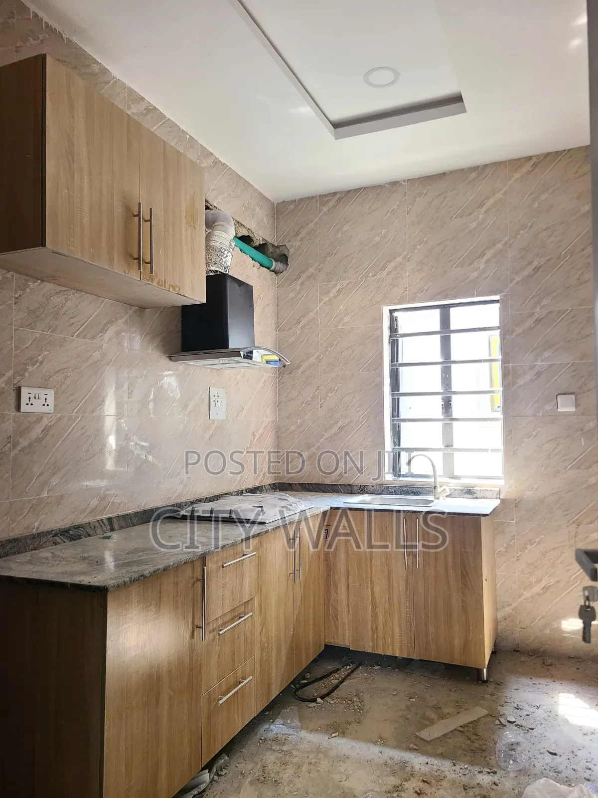 Mini Flat in Ogombo for rent